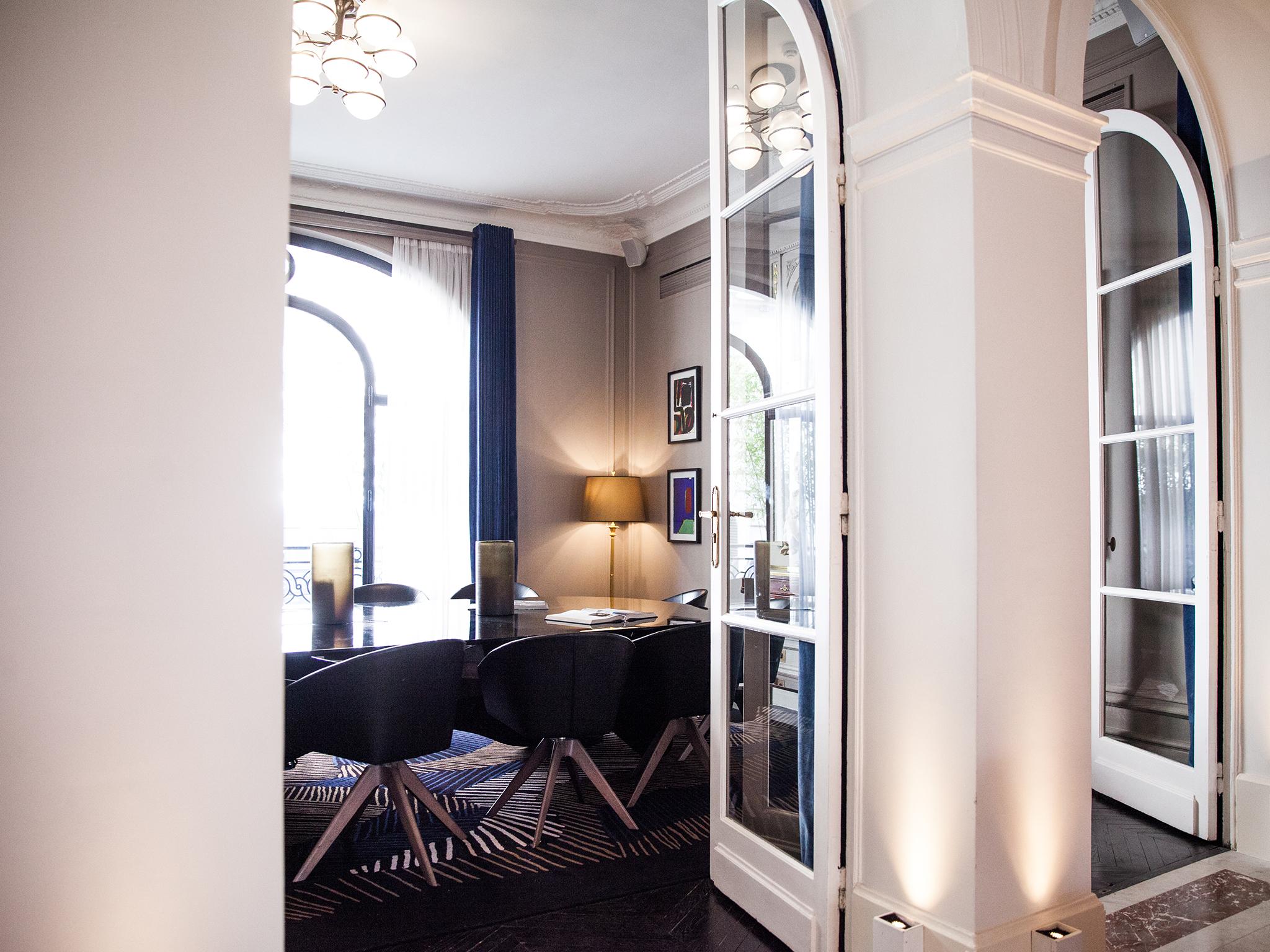 Hotel Vernet Champs Elysees Paris Exterior photo